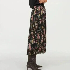 GP & J Baker x H&M | Black Floral Crinkled/Gathered Maxi Skirt